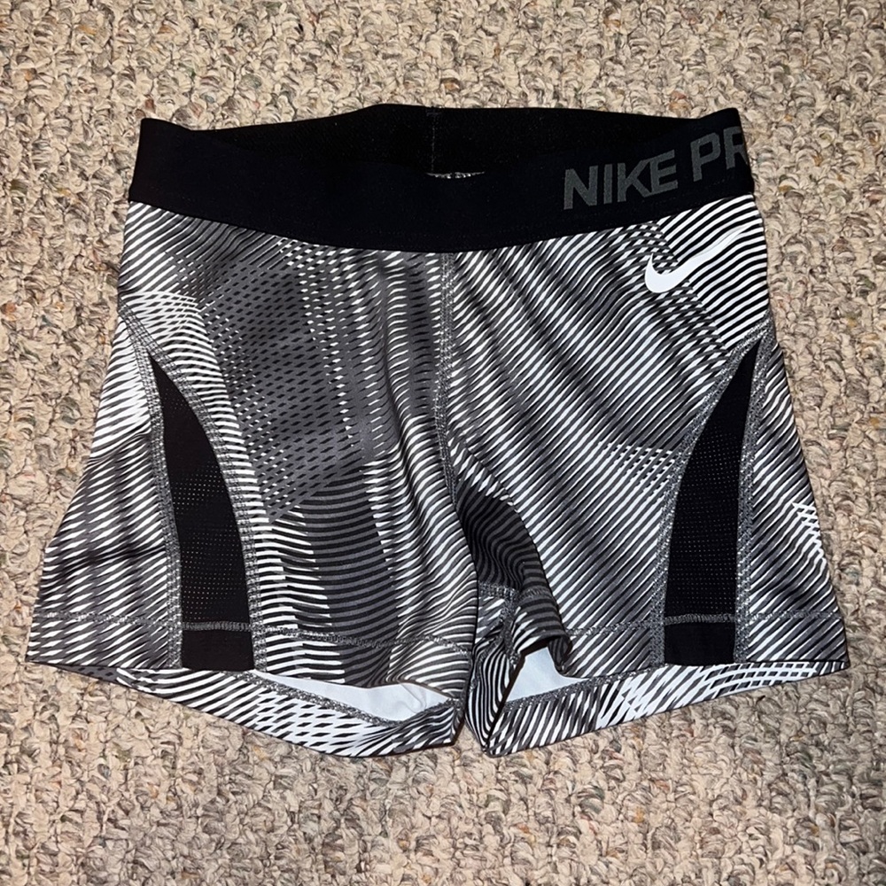 Xs nike spandex shorts